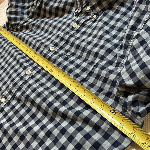 Abercrombie & Fitch Button Down. XXL - Picture 6 of 9